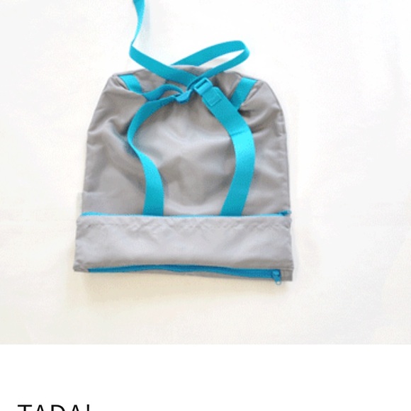 NWOT Flip & Tumble Foldable Backpack - Picture 4 of 7